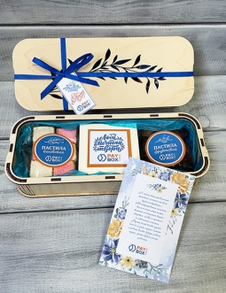 ПОДАРОК С БРОШЬЮ